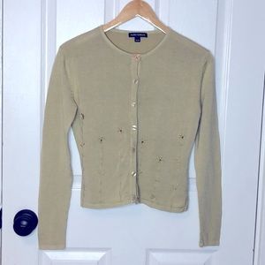 Mario Serrani. Vintage Women's long-sleeve button-down cardigan sweater. Medium.